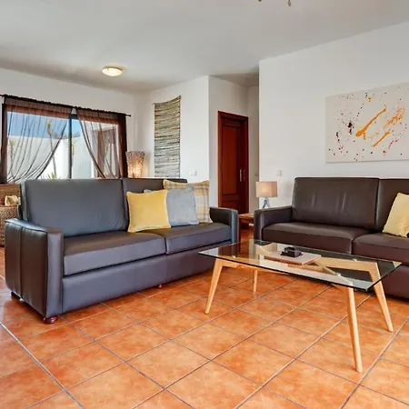 Villa Very Private 4 Bedroom Acebo With Electrically Heated Pool *
