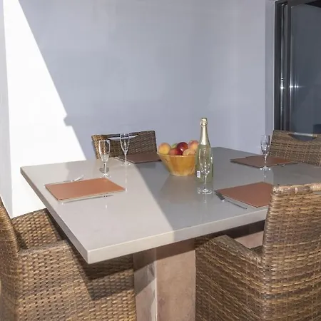 Very Private 4 Bedroom Acebo With Electrically Heated Pool * Playa Blanca (Lanzarote)